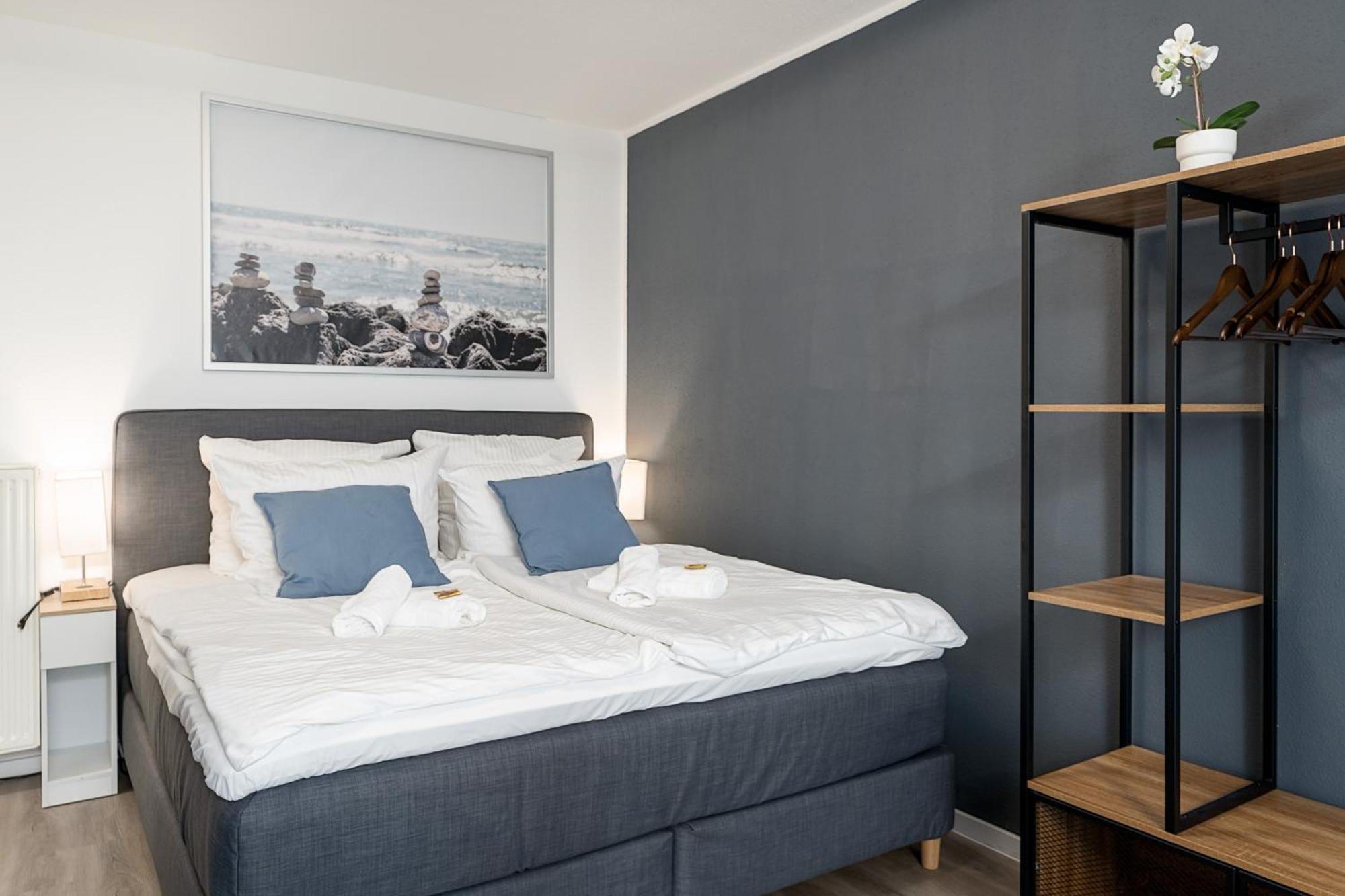 Federnest - Luxus-Studio - Kingsize Boxspringbett - Home-Office Mit Monitor Und Drucker - 11 Min Hbf Duisburg Exterior foto